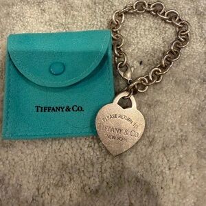 Tiffany & Co. Silver Return to Tiffany XL Heart Charm Bracelet